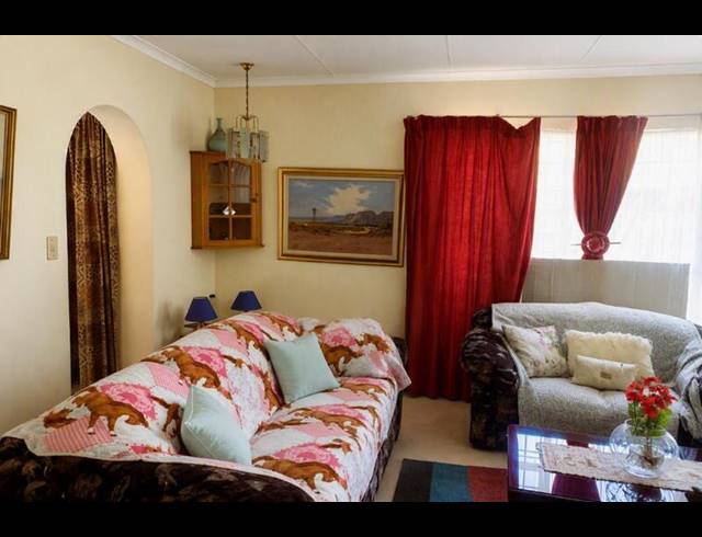 3 BEDROOM HOUSE FOR SALE IN SUNWARD PARK